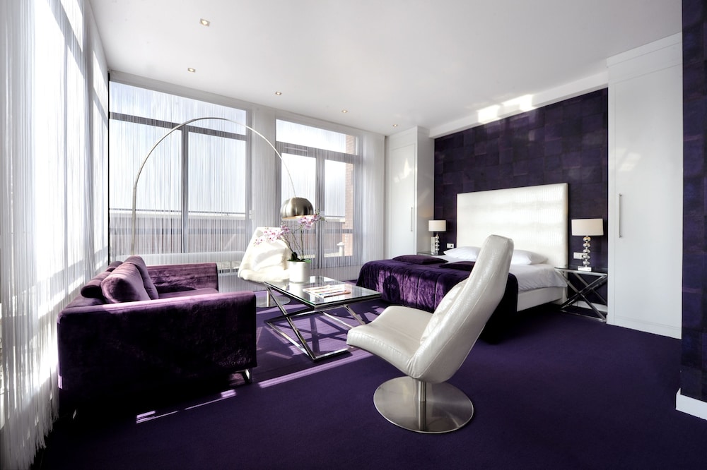 Theaterhotel de Oranjerie 34/61