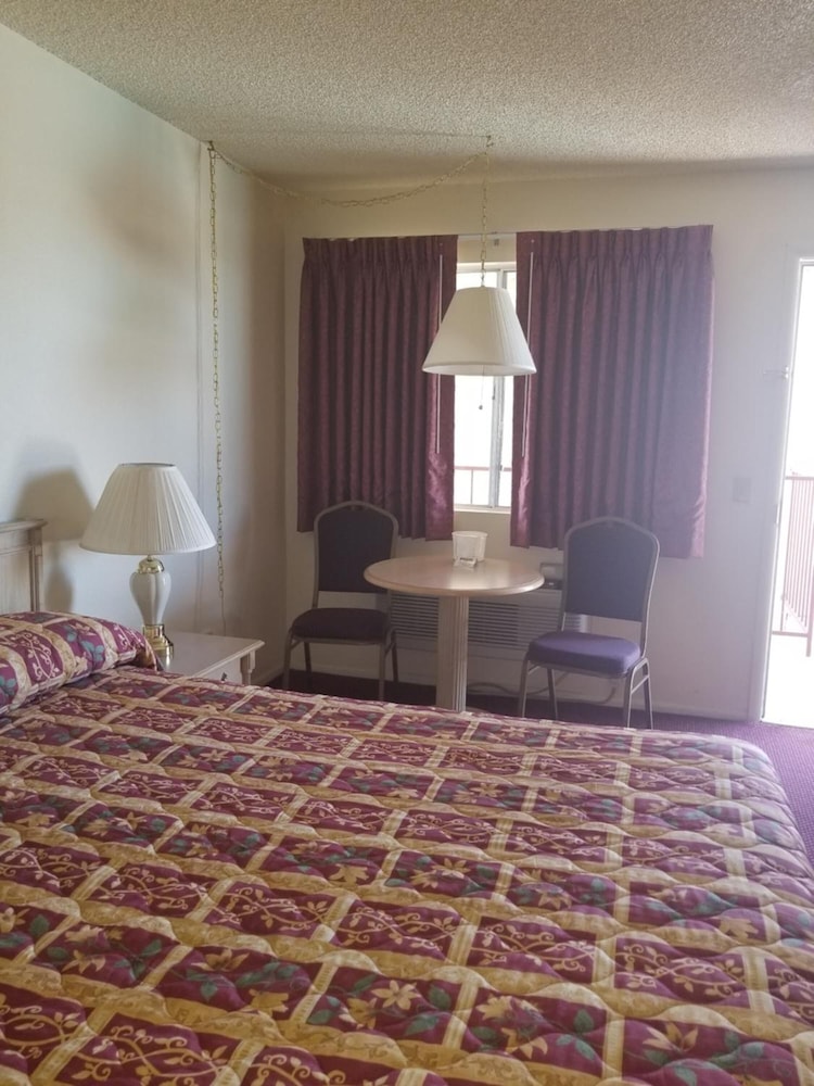 Swai Hotel 27/57