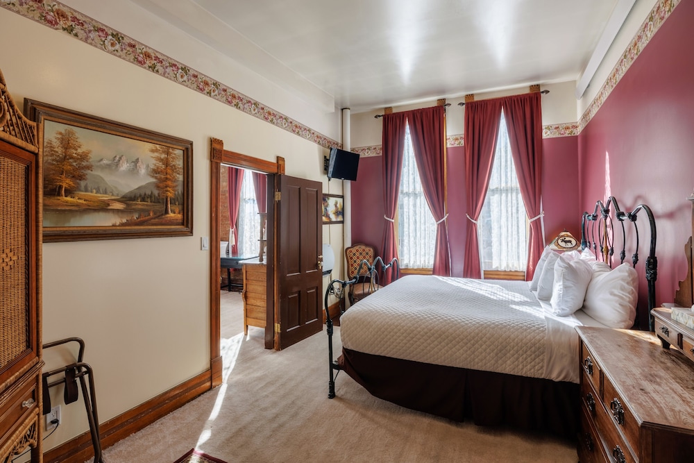 Delaware Hotel 14/49