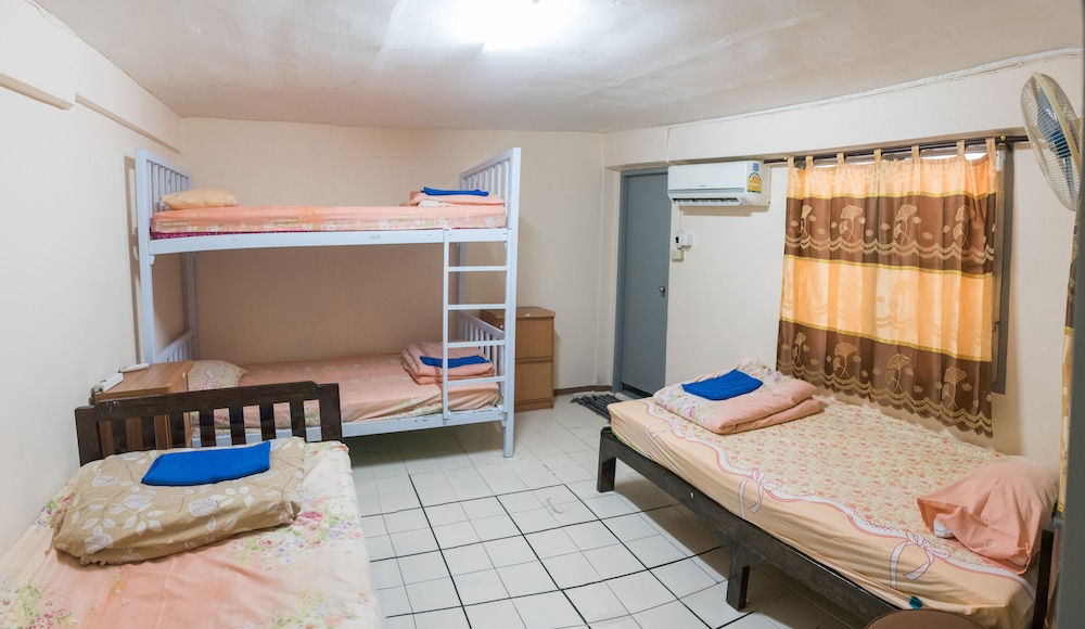 Dutch Guesthouse 14/29