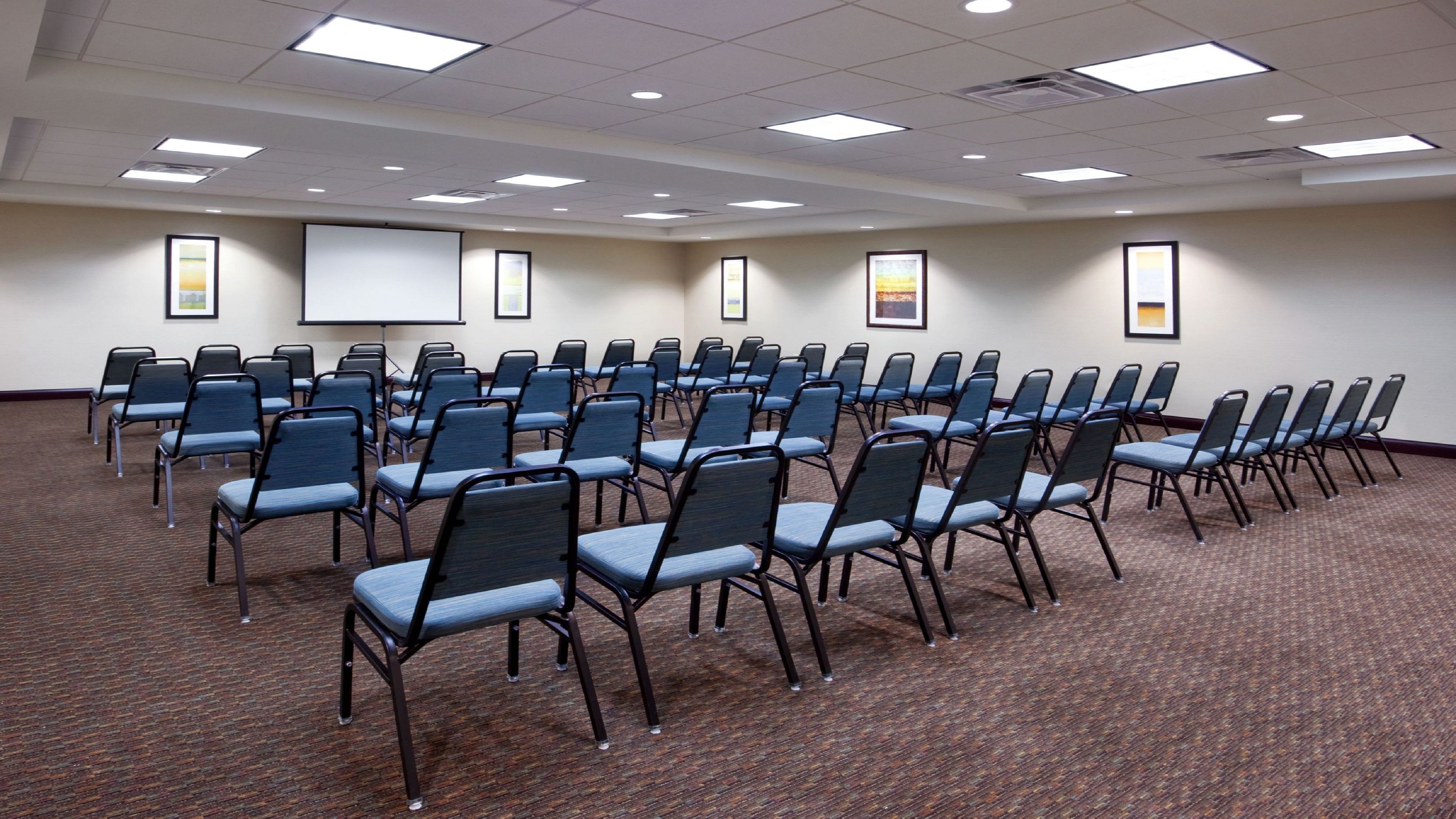 Holiday Inn Express Hotel Suites Zanesville North 56/66