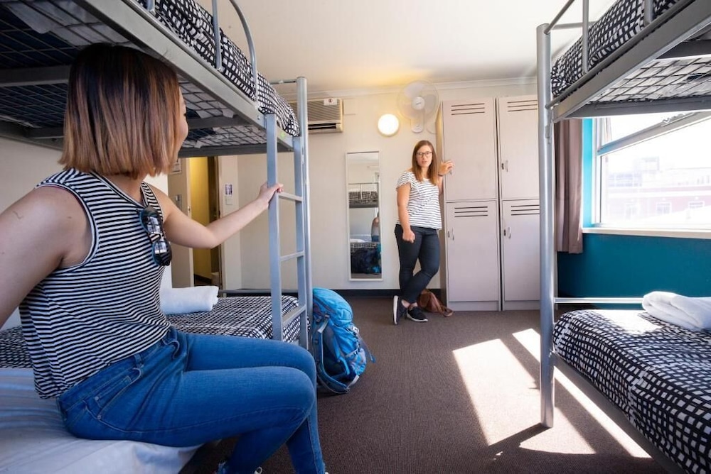 YHA Adelaide Central 23/31