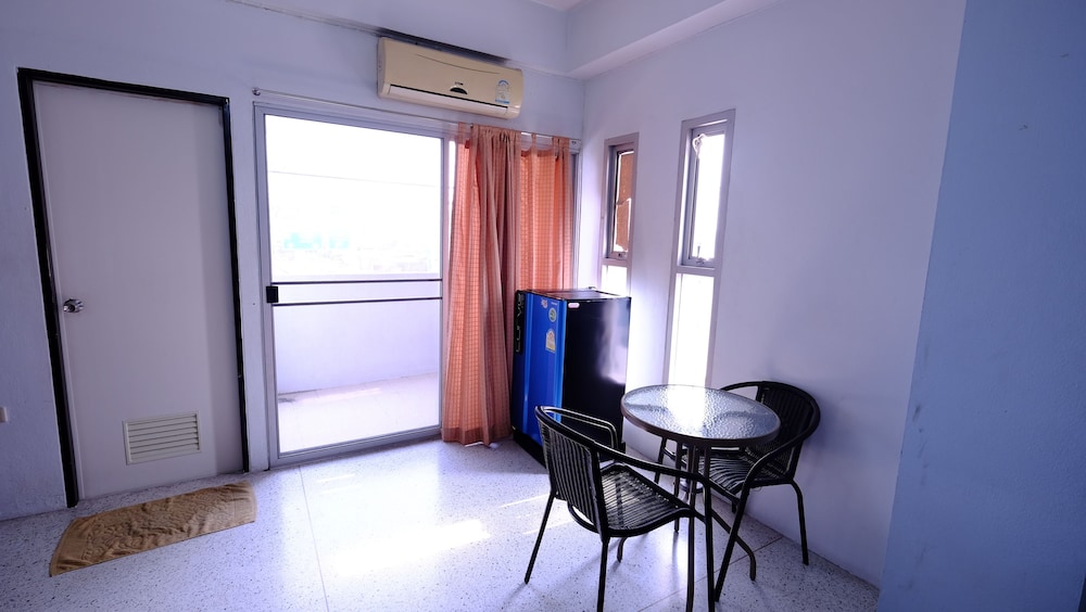 Romyen Garden Place 12/50