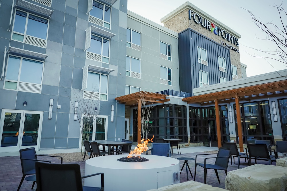 Four Points by Sheraton Austin Airport 5/38