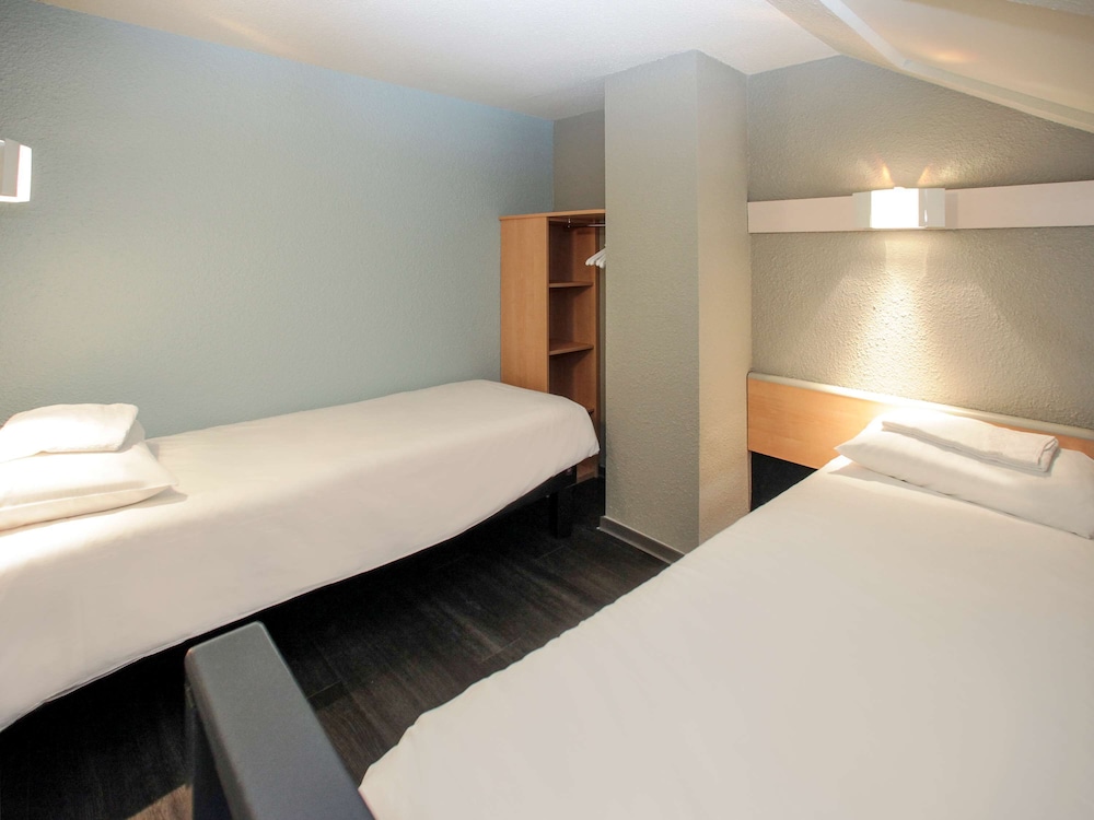 Ibis Granville Port De Plaisance 14/63