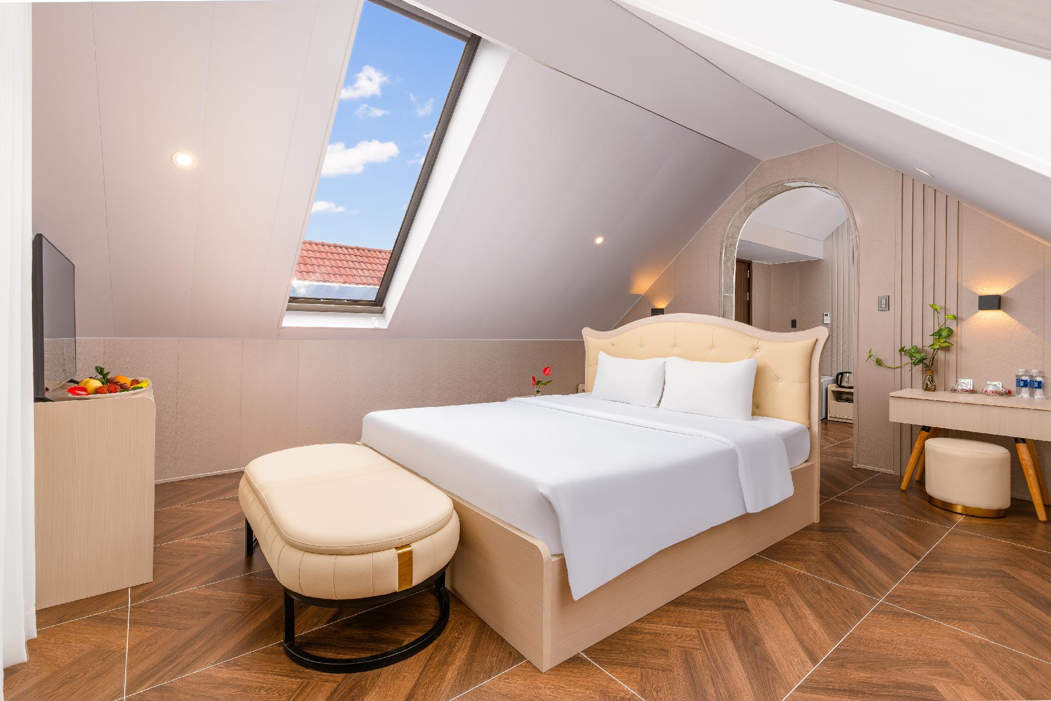 Premier, King Bed