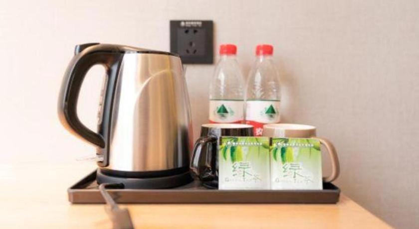 GreenTree Inn Express Hefei Yaohai Wanda Minghuang Road 22/38