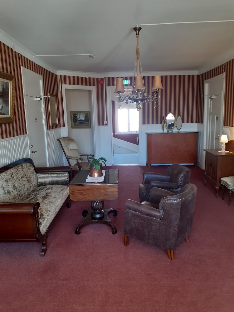 Hotell S:t Olof 23/42