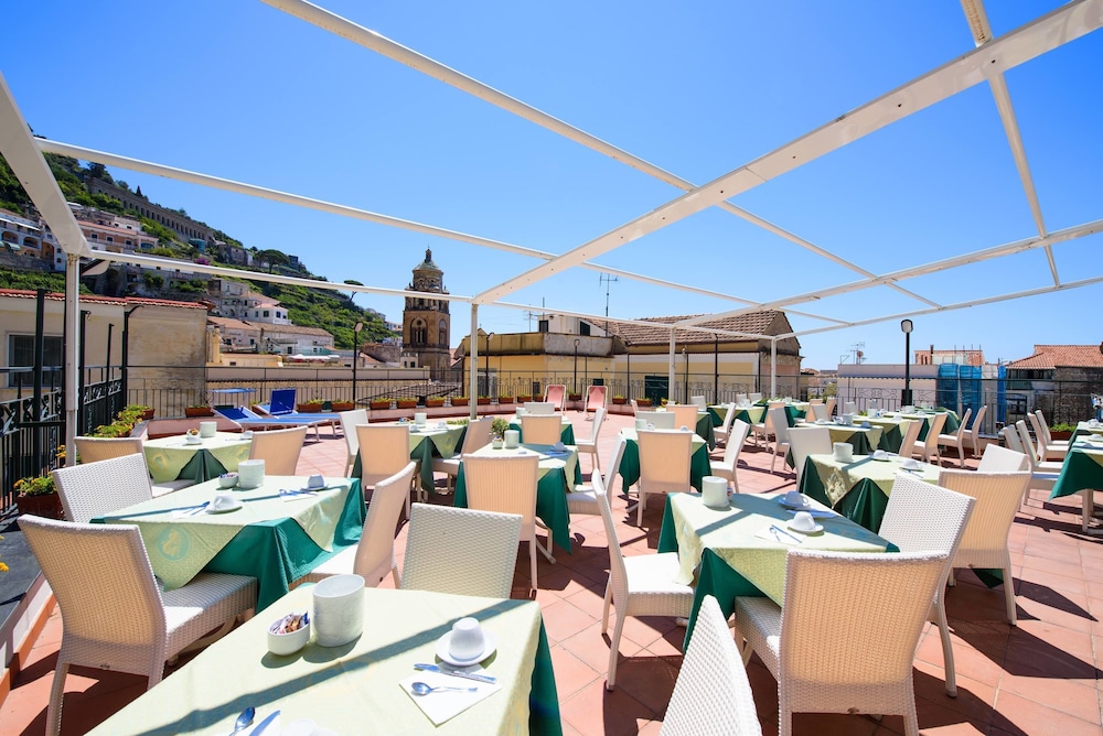 Hotel Amalfi 62/79