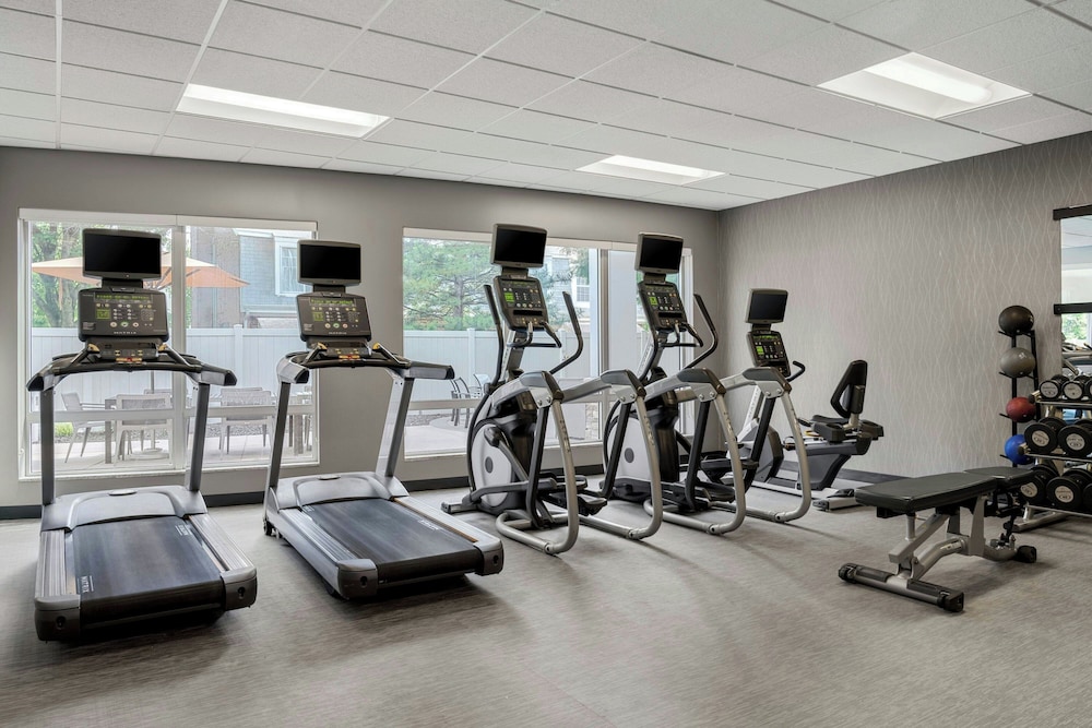 Courtyard by Marriott Evansville East 28/57