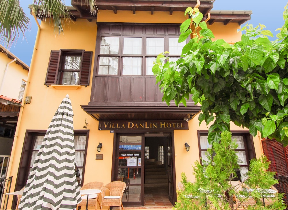 Villa Danlin Hotel 2/44