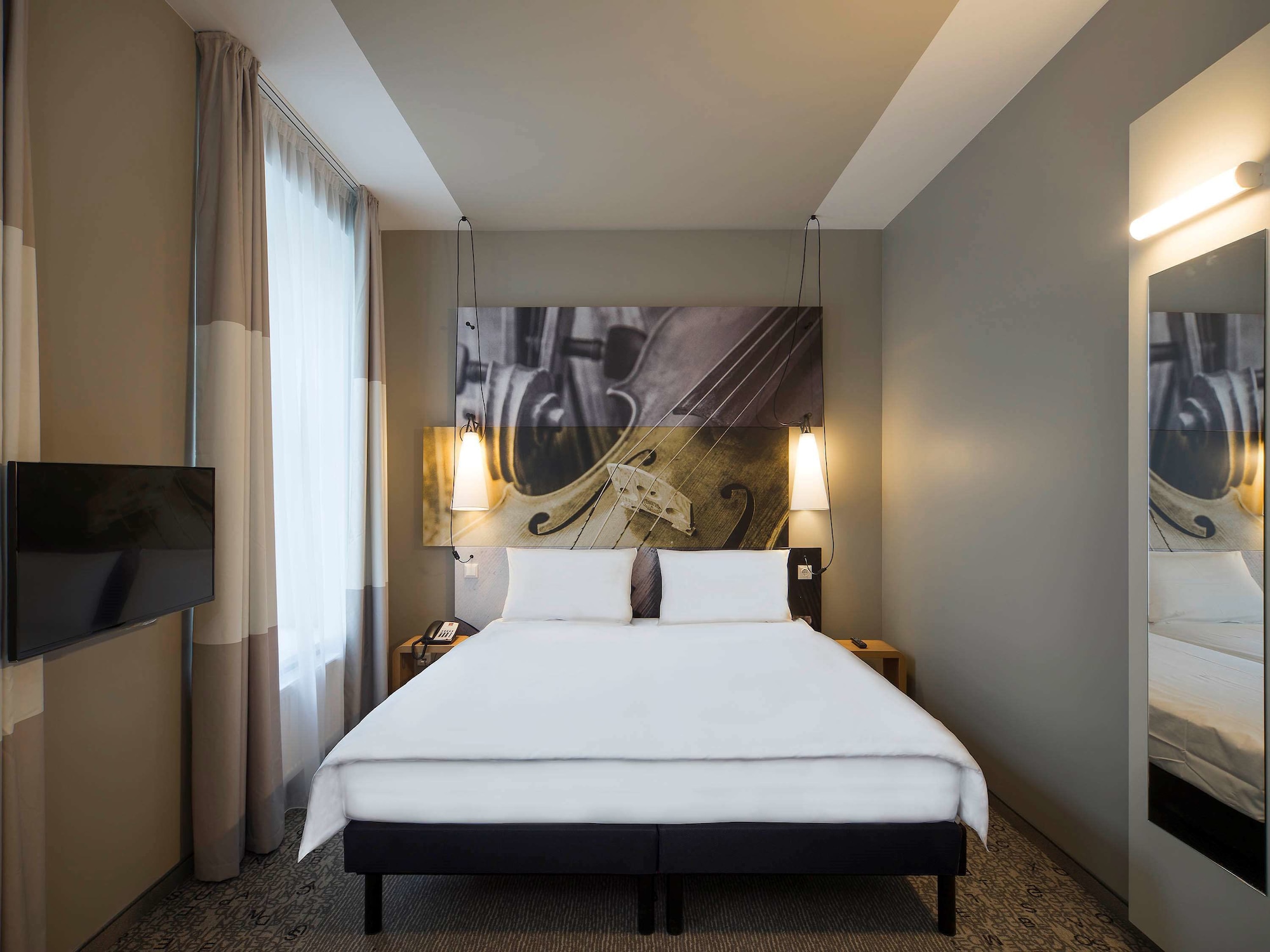 STANDARD, SINGLE BED