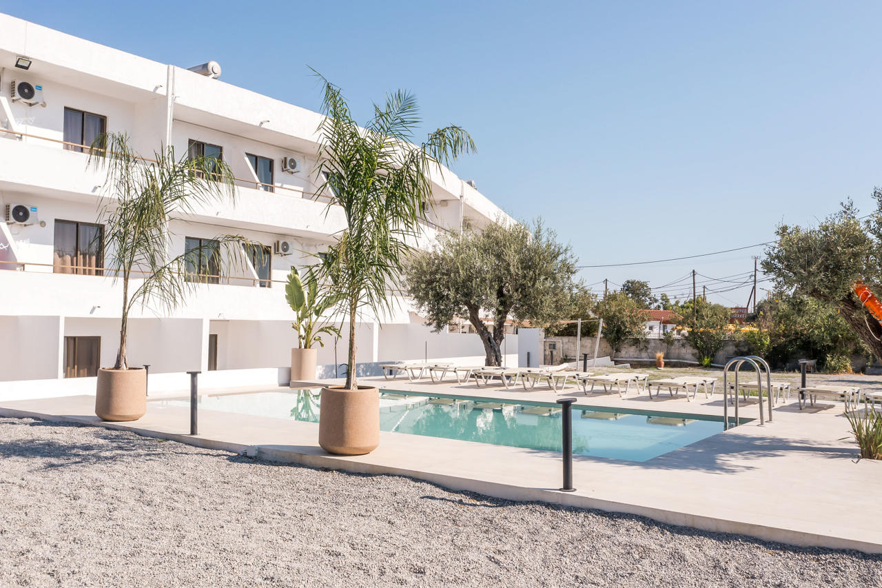 Nikos BnB Rooms 45/50