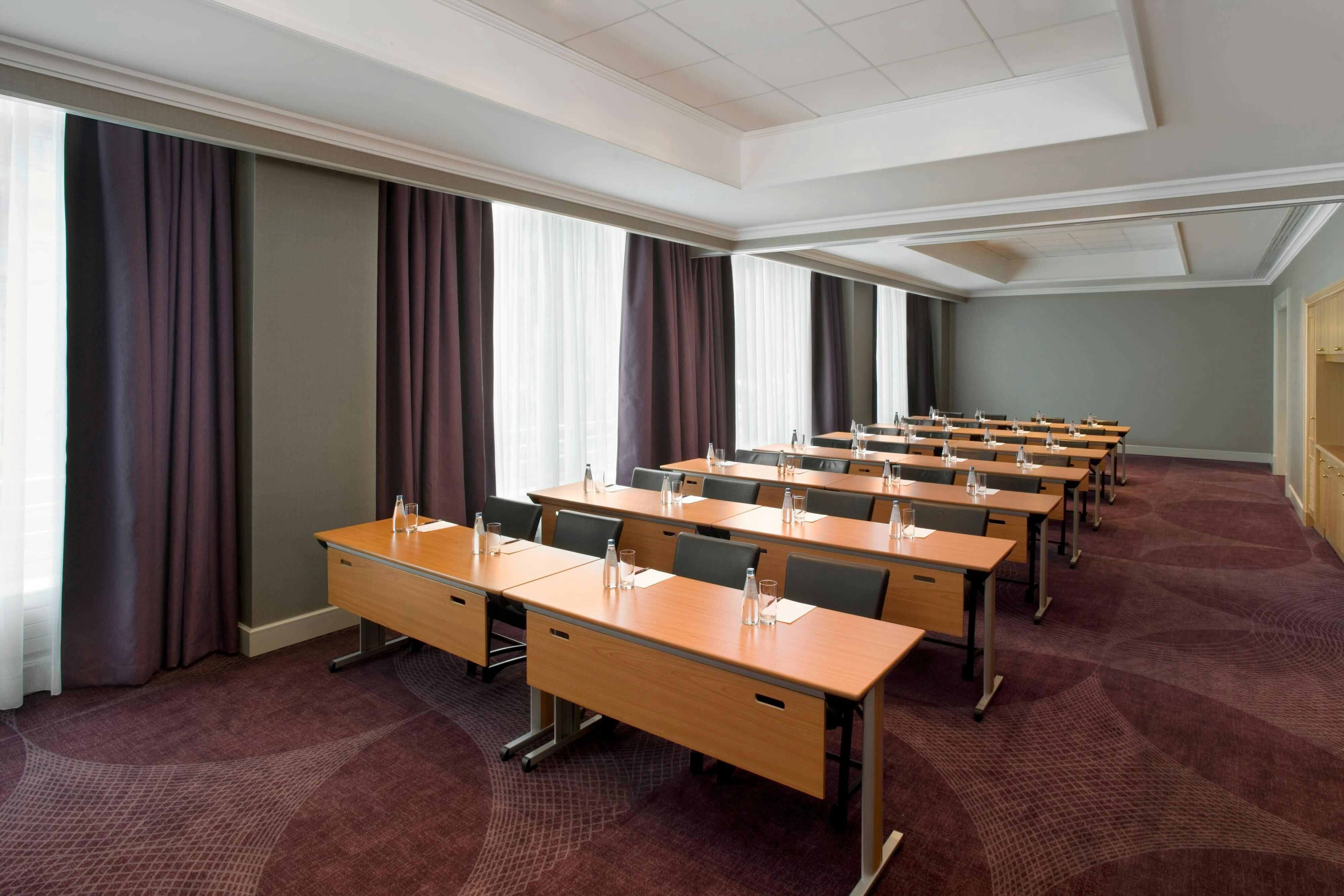 Sheraton Grand Warsaw 62/67