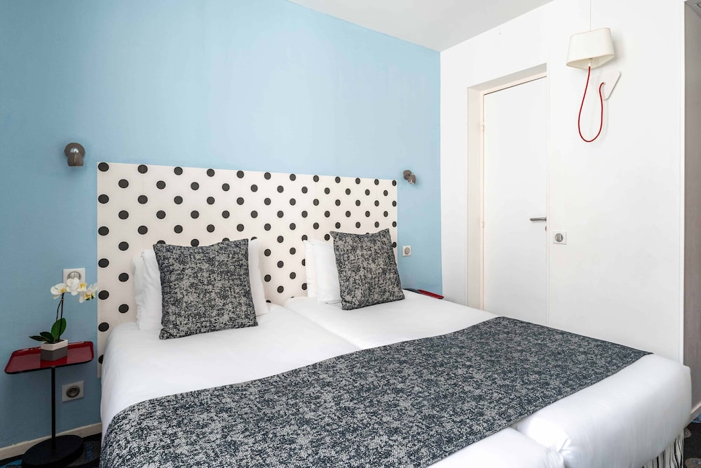 Astoria Astotel 17/50