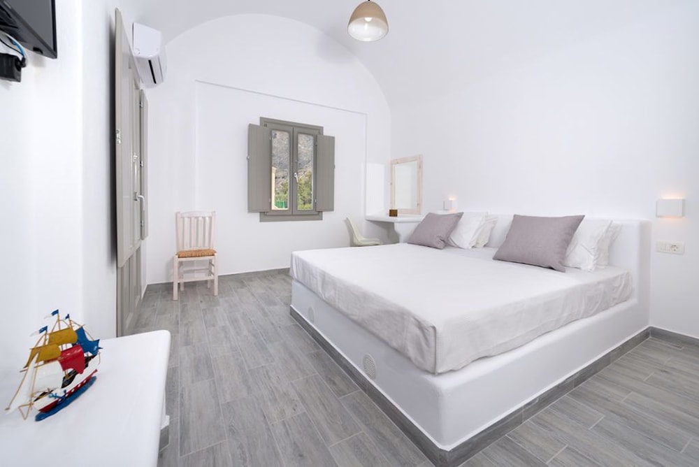 Casa Iphigenia 2/26