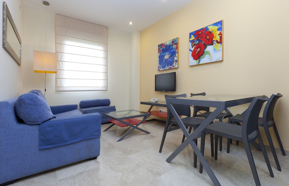 Apartamentos Vertice Sevilla Aljarafe 42/63
