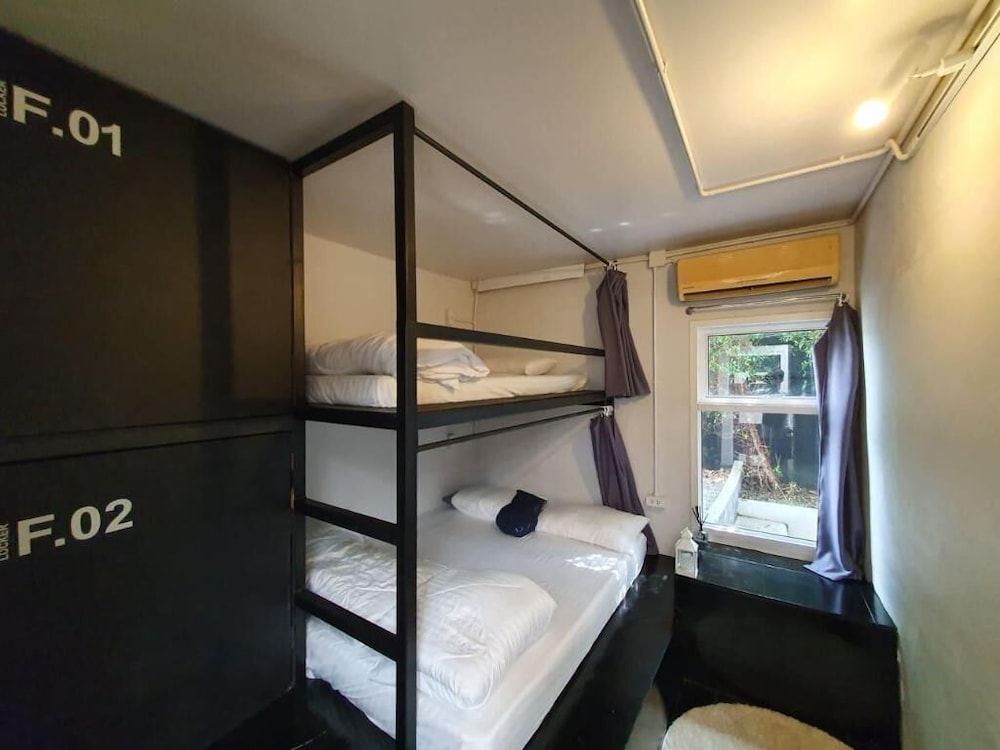 Ilysb I Love You So Bed Hostel 7/41