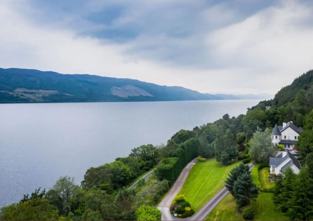 Loch Ness Cottages 32/50