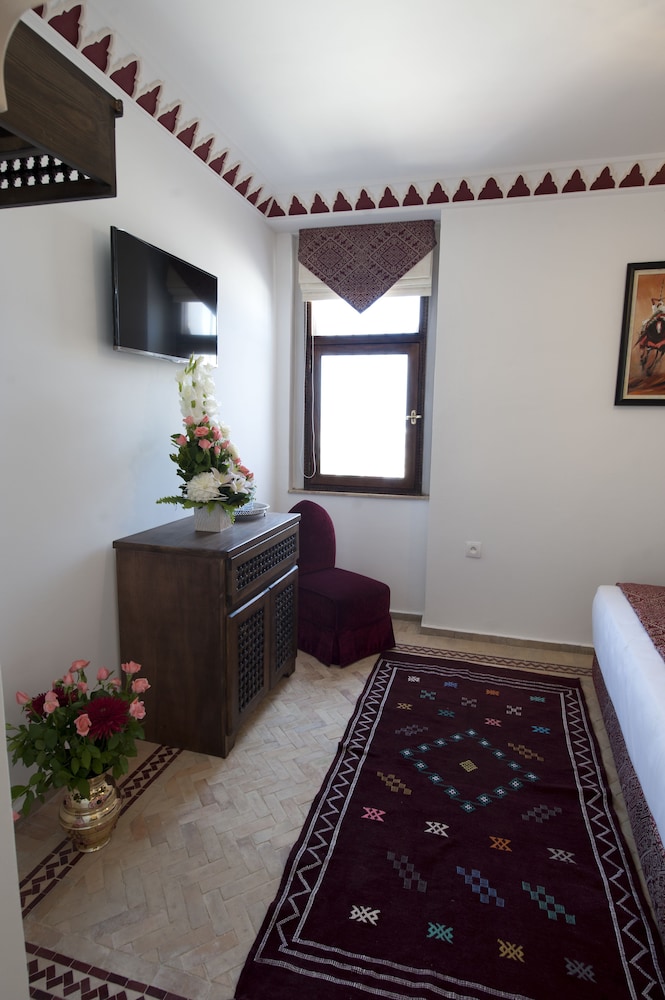 DAR YASMINE 4/49