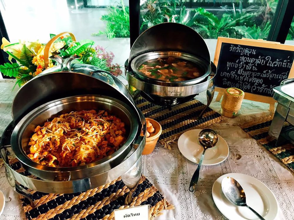 Navela Hotel & Banquet 16/50