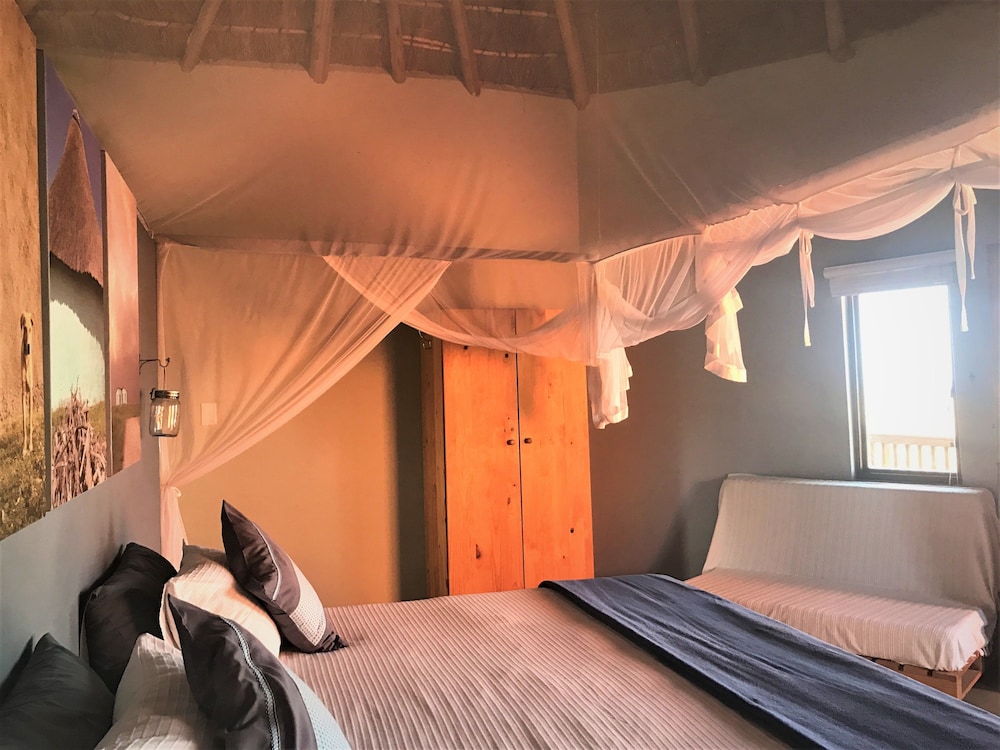 Swell Eco Lodge 12/31