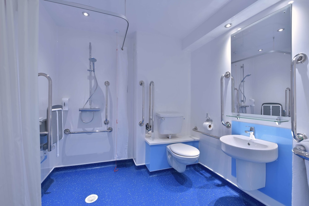 Travelodge Limerick Castletroy 44/44