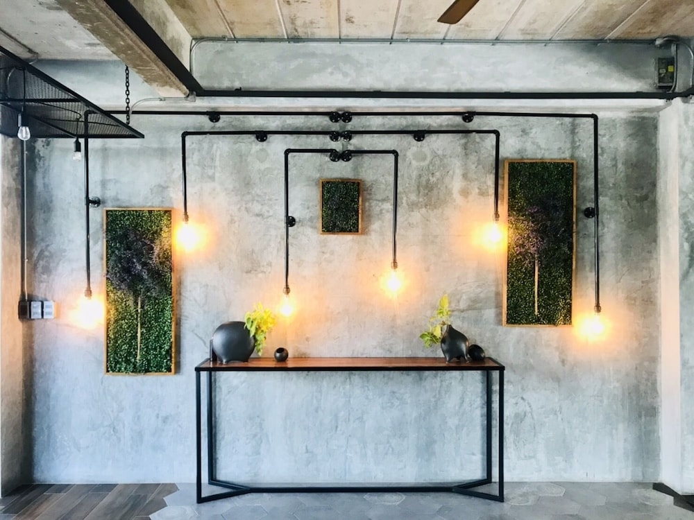 Loft 202 Hotel 4/29
