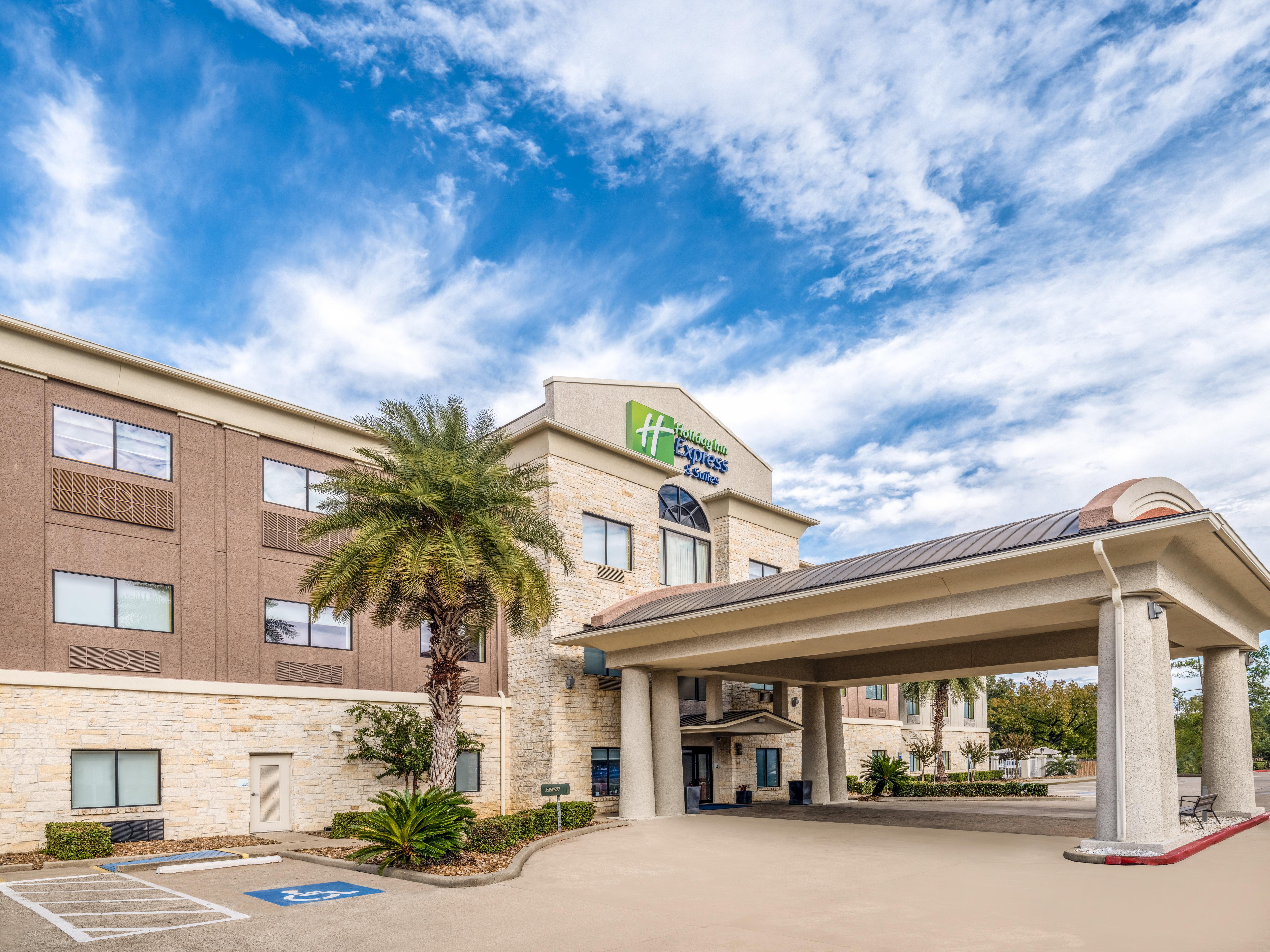 Holiday Inn Express Hotel Suites Beaumont Nw 5/28
