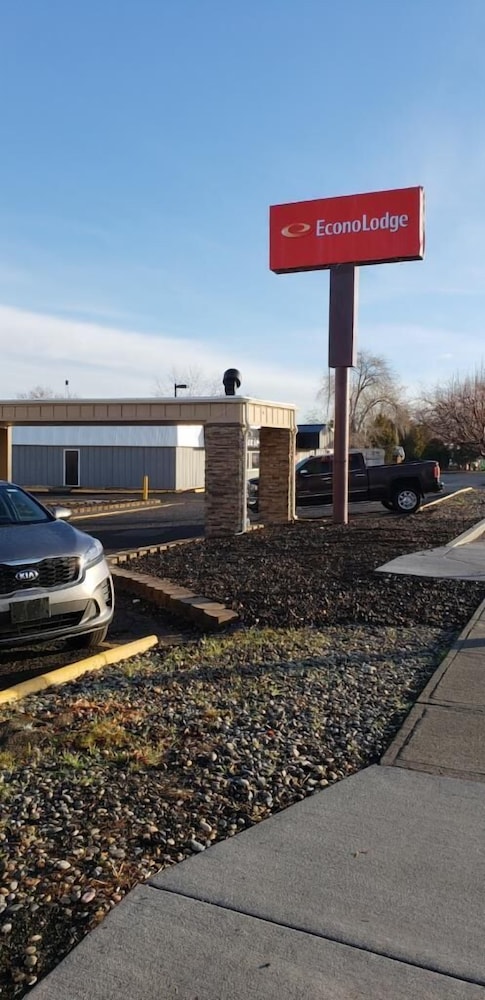 Econo Lodge Umatilla Columbia River Area 14/23