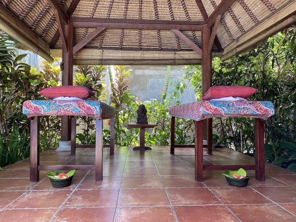 Sama's Cottages And Villas 42/50