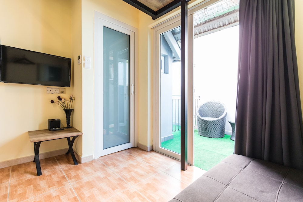 Fragrance Hotel - Balestier 31/64