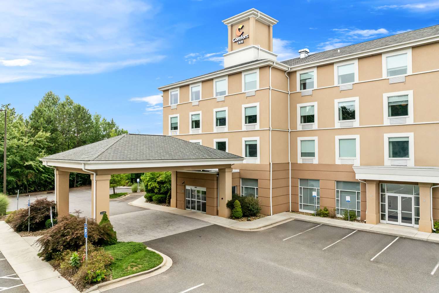 Comfort Inn Sylva - Cullowhee Sylva NC 10/57