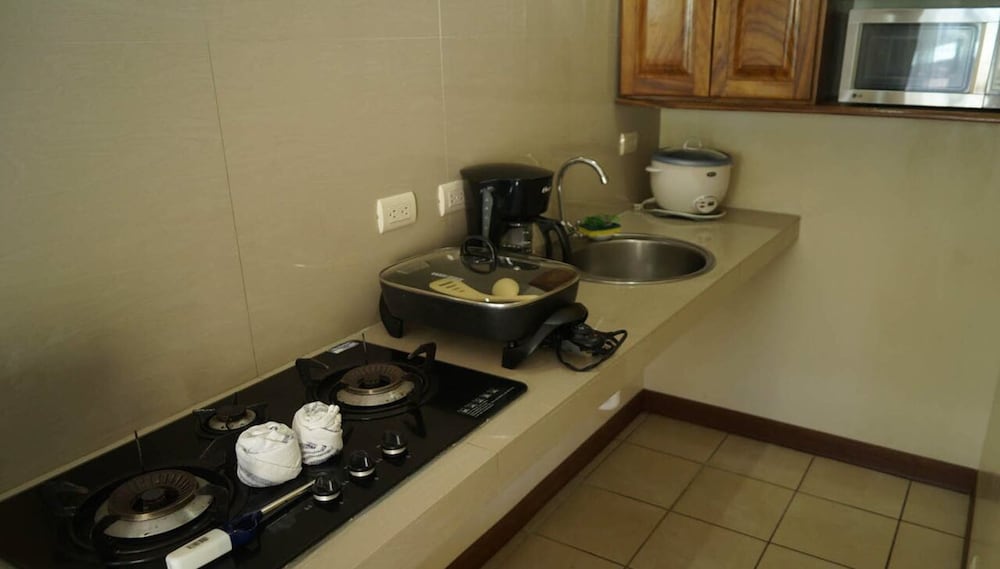Hotel And Villas Huetares 45/50