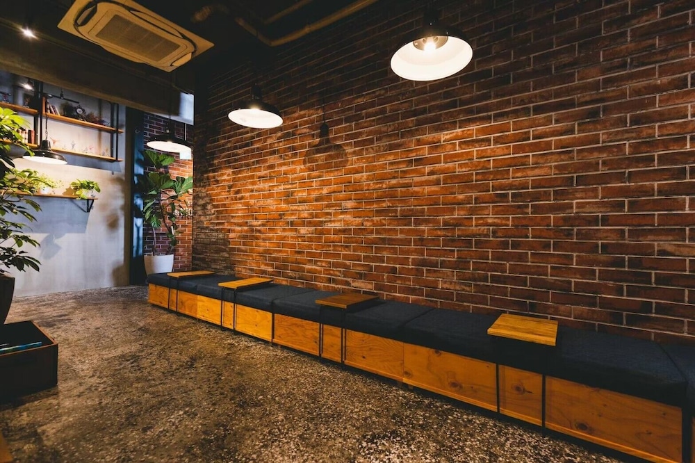 The Kitchen Hostel Ao 12/74
