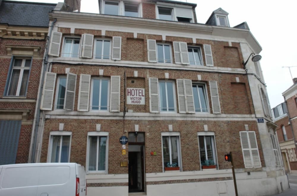 Hotel Victor Hugo 4/45