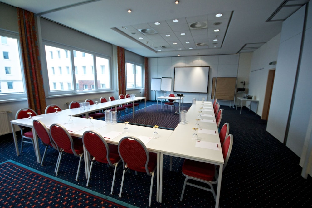 ibis Styles Bielefeld 40/49
