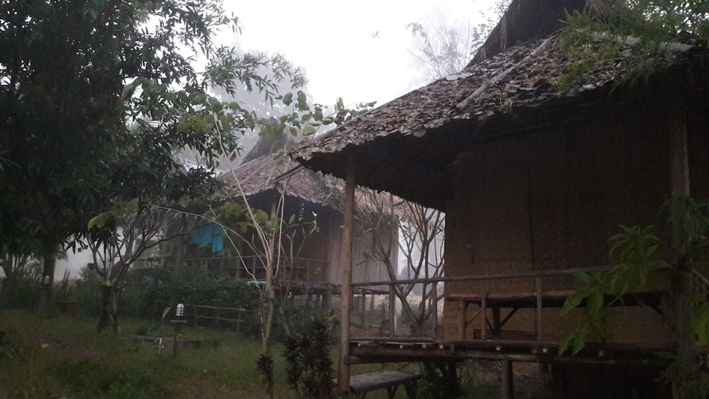 Nusha Homestay 11/35