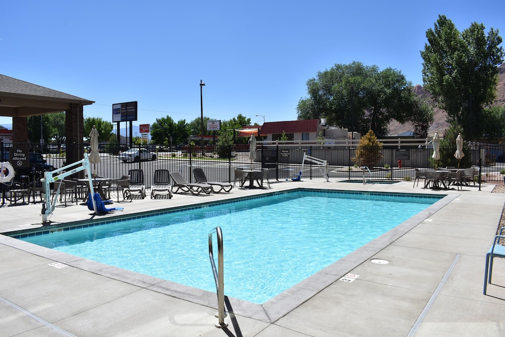 Sleep Inn & Suites Moab Near Arches National Park 21/32