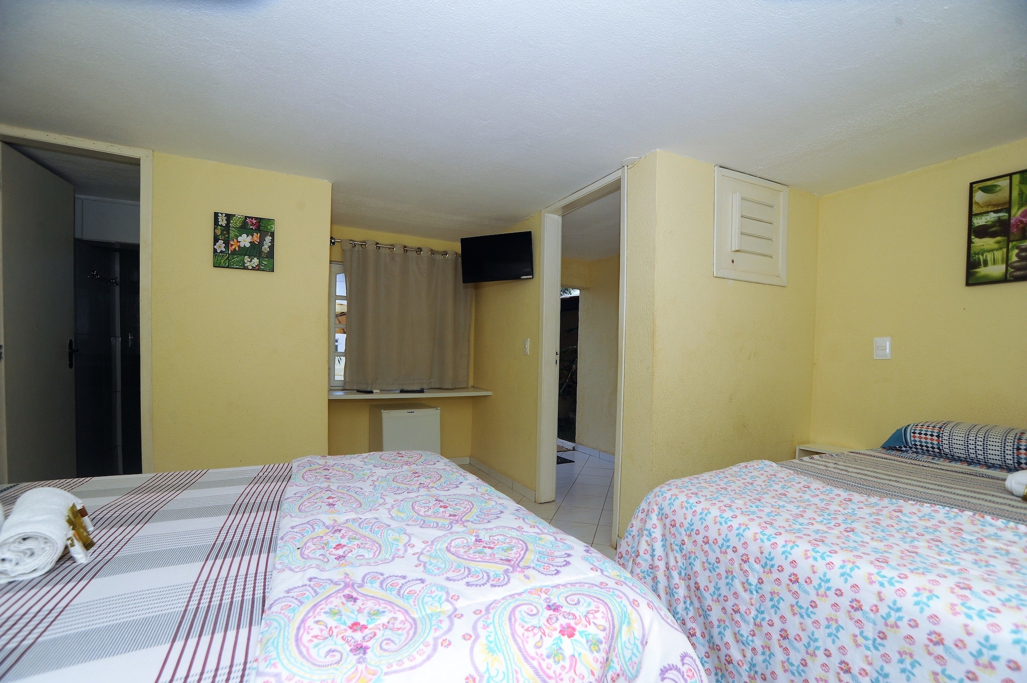 SUITE, QUADRUPLE, POOL VIEW