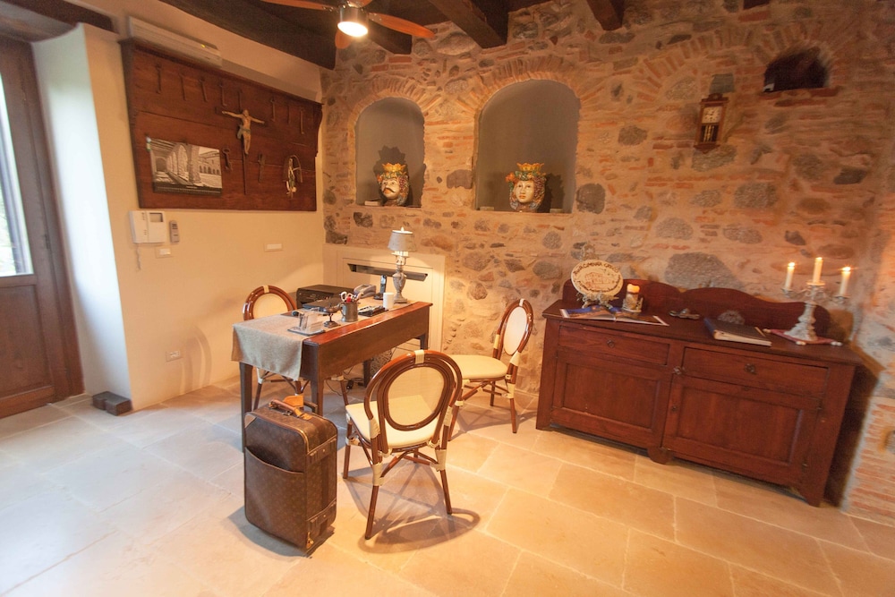 Tenuta Ciminata Greco 65/83