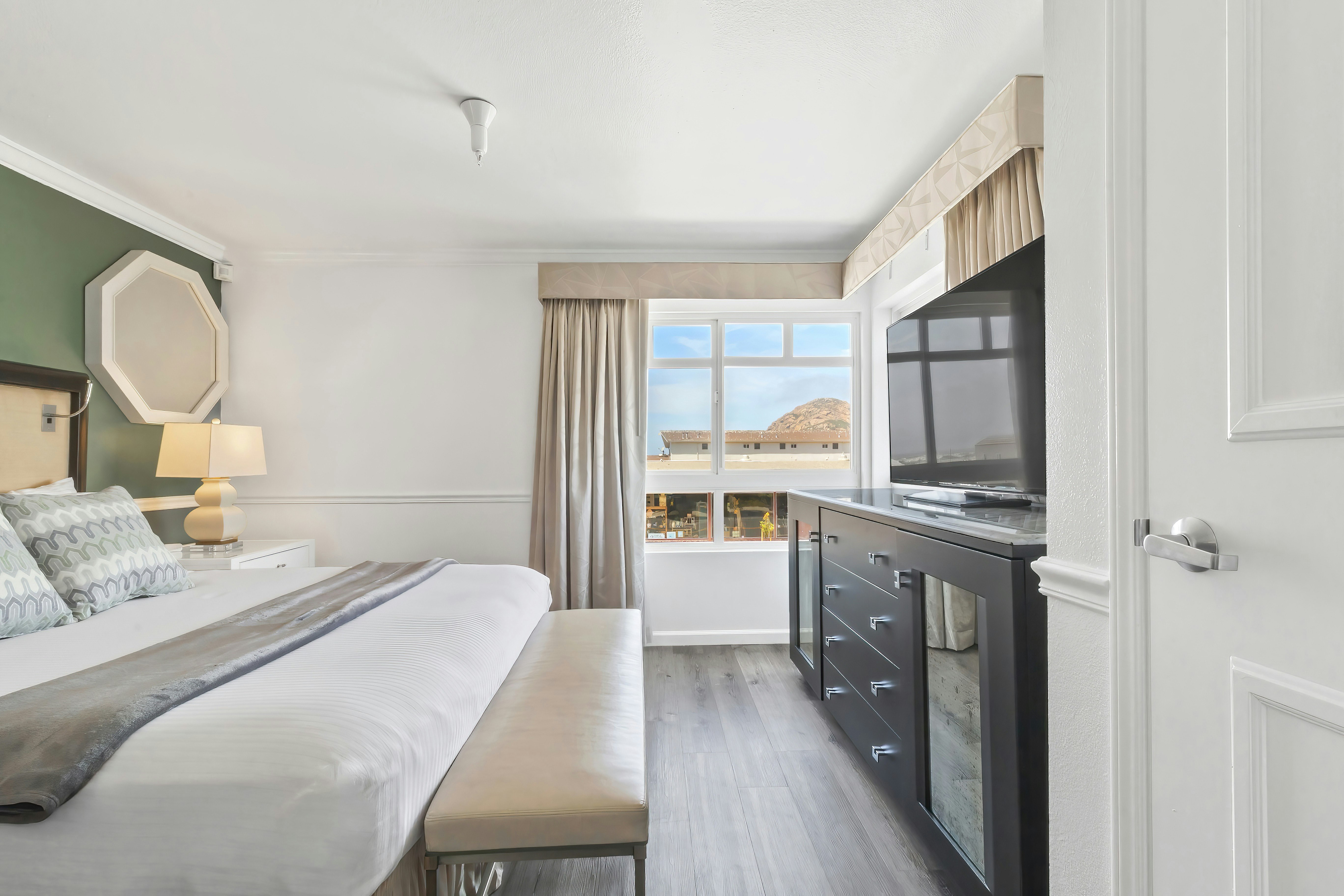 Ascot Suites Morro Bay 8/17