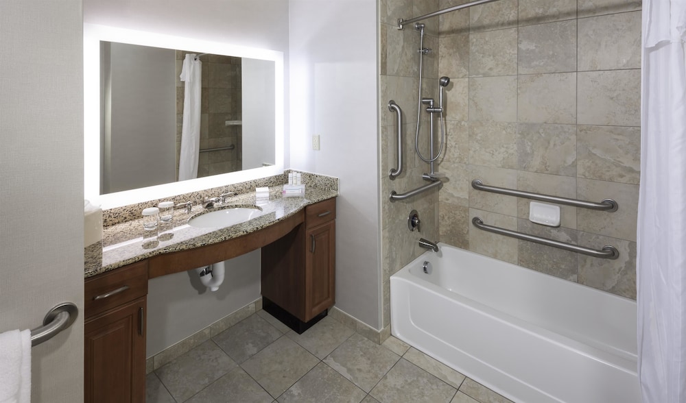 Homewood Suites by Hilton Phoenix North-Happy Valley 16/55