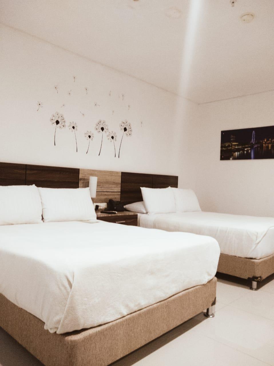 Superior, Twin Beds