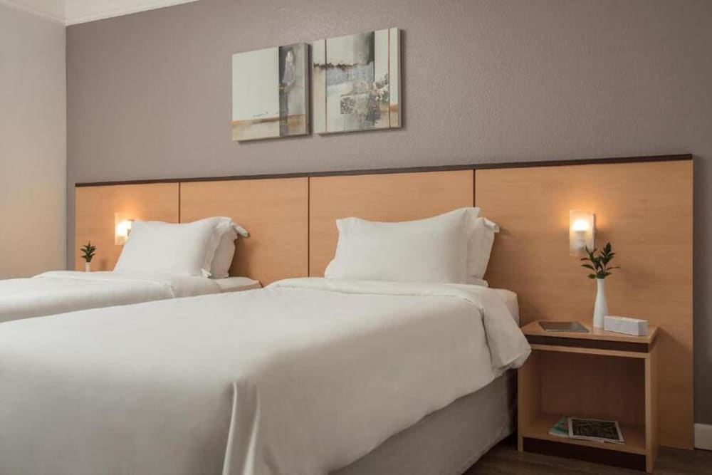 Hotel Intercity Caxias do Sul 20/66