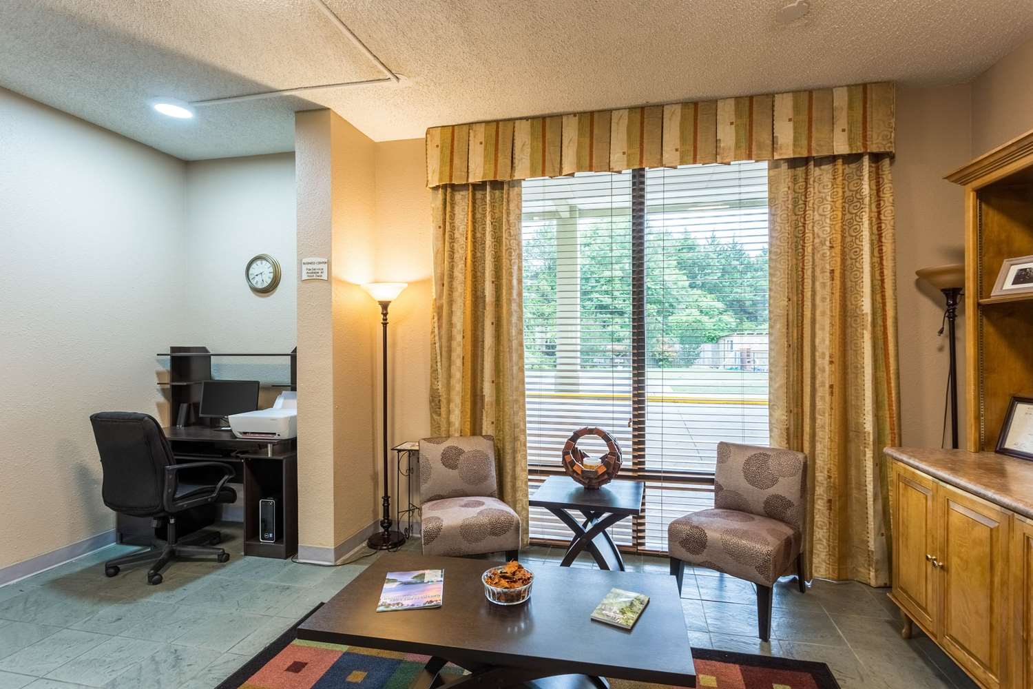 Quality Inn Heber Springs, AR 30/30