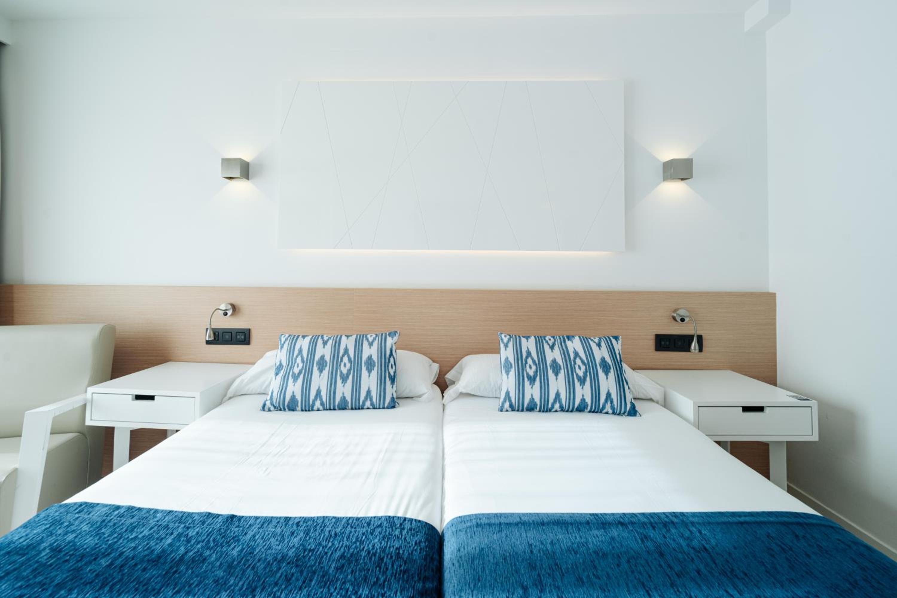 غرفة بسرير فردي بإطلالة على البحر، Thb Felip - Adults Only 4/7