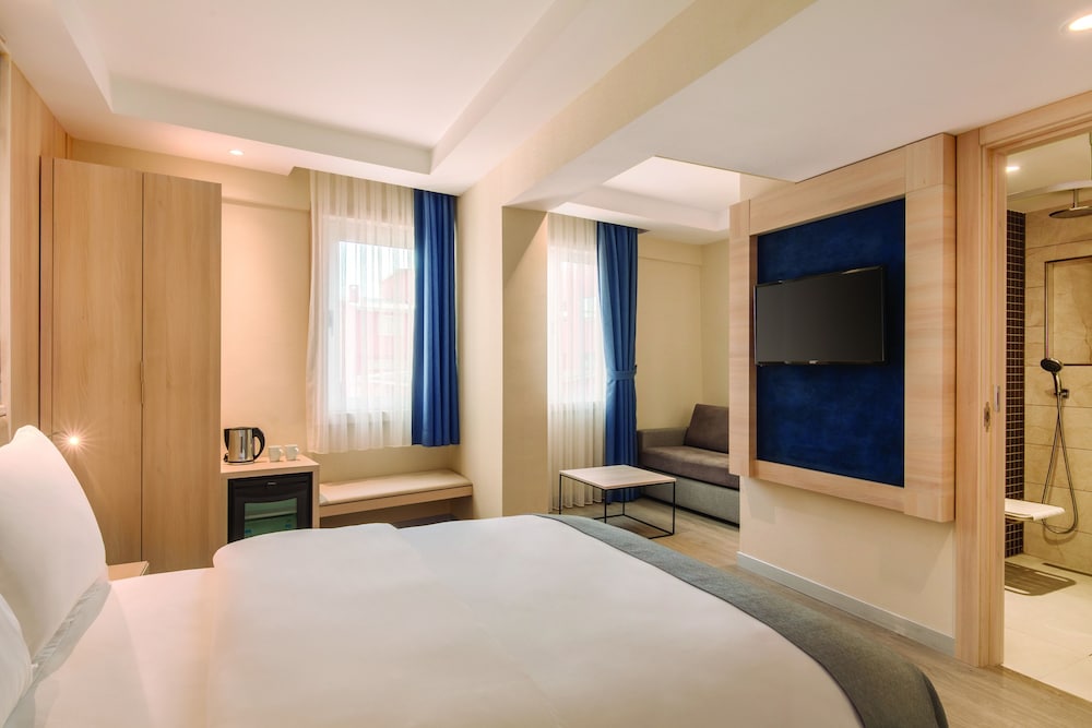 Ramada by Wyndham Istanbul Old City 19/55