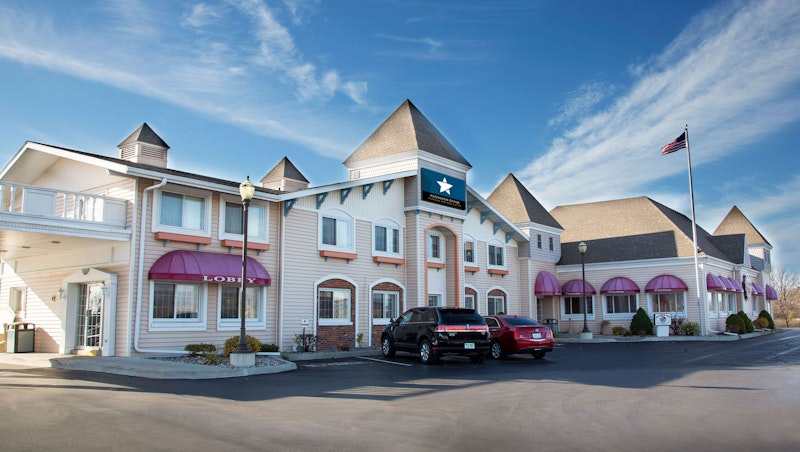 Magnuson Grand Pioneer Inn And Suites 42/48