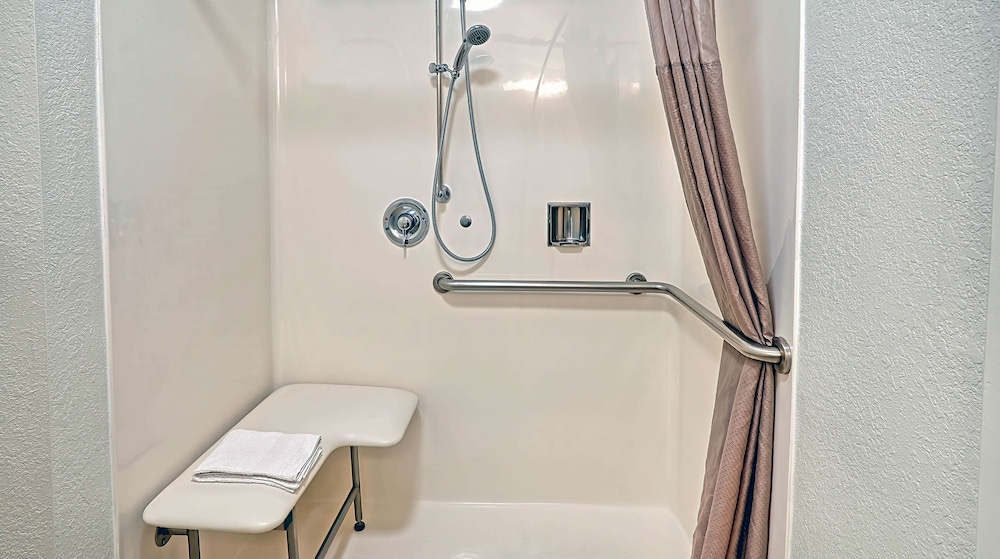 Motel6 Los Angeles, CA - Los Angeles - LAX 36/59